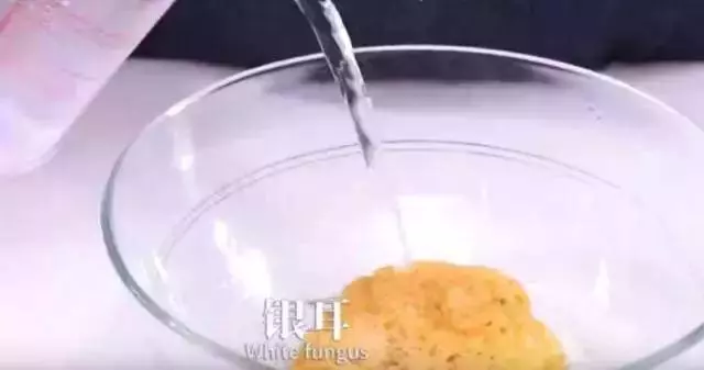 每天早上空腹吃1個蘋果,身體發生這些變化,很多人都不知道!