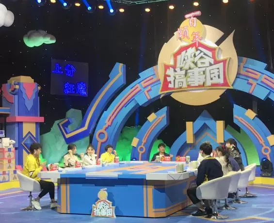 蘇有朋終於公布女友?隱藏16年身價40億,原來是我們熟知的她