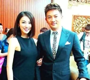 蘇有朋終於公布女友?隱藏16年身價40億,原來是我們熟知的她