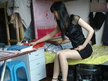 4旬老漢娶21歲越南媳婦,新婚夜女子叫了一聲, 老漢徹底崩潰!