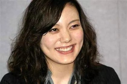 記得當年跟「周杰倫」拍頭文字D的「鈴木杏」嗎?她現在竟變成這樣...我傻眼!簡直太可怕了!