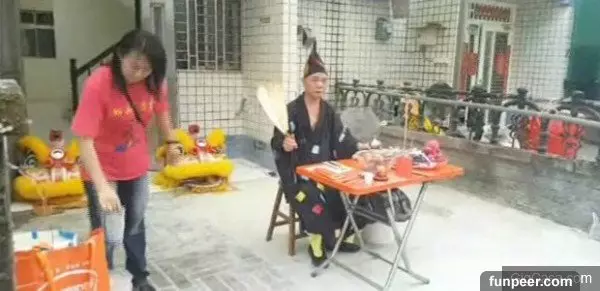 神明託夢買「5子命案」凶宅,新屋主法事直播驚現「超毛詭異畫面」!男童哭聲:「哥哥,這是我的房間...」