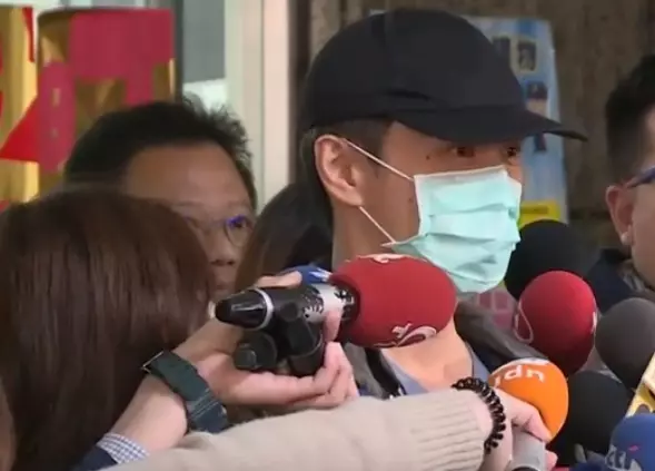 媽媽首發聲明!她淚曝肉圓惡爸「第二部家暴影片」,鐵棍連打「屁股秒3道瘀青」兒崩潰:很想死!