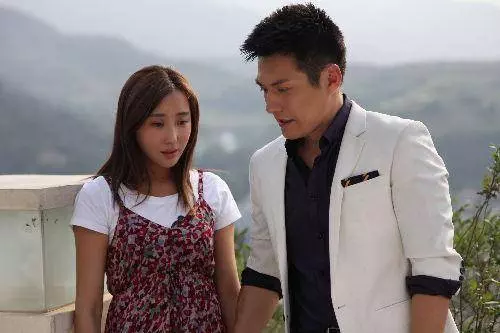 小姑子來家裡還我錢,婆婆一直使眼色,小姑子一番話婆婆無地自容