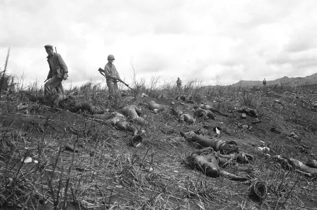 二戰美軍火力有多強,兩人就能壓制日軍一個班,直言日軍就是自殺