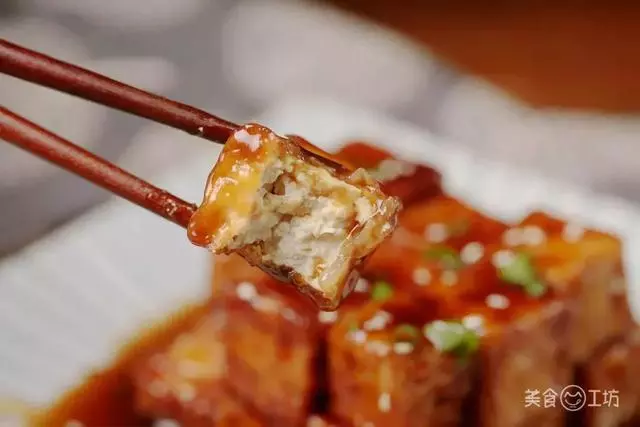 豆腐這麼做,比糖醋裡脊還好吃,酸甜酥脆超下飯