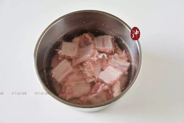 「玉米山藥排骨湯做法」:這個湯一定要多做給老人孩子喝!「益智補鈣」,增強免疫力,吸收還好