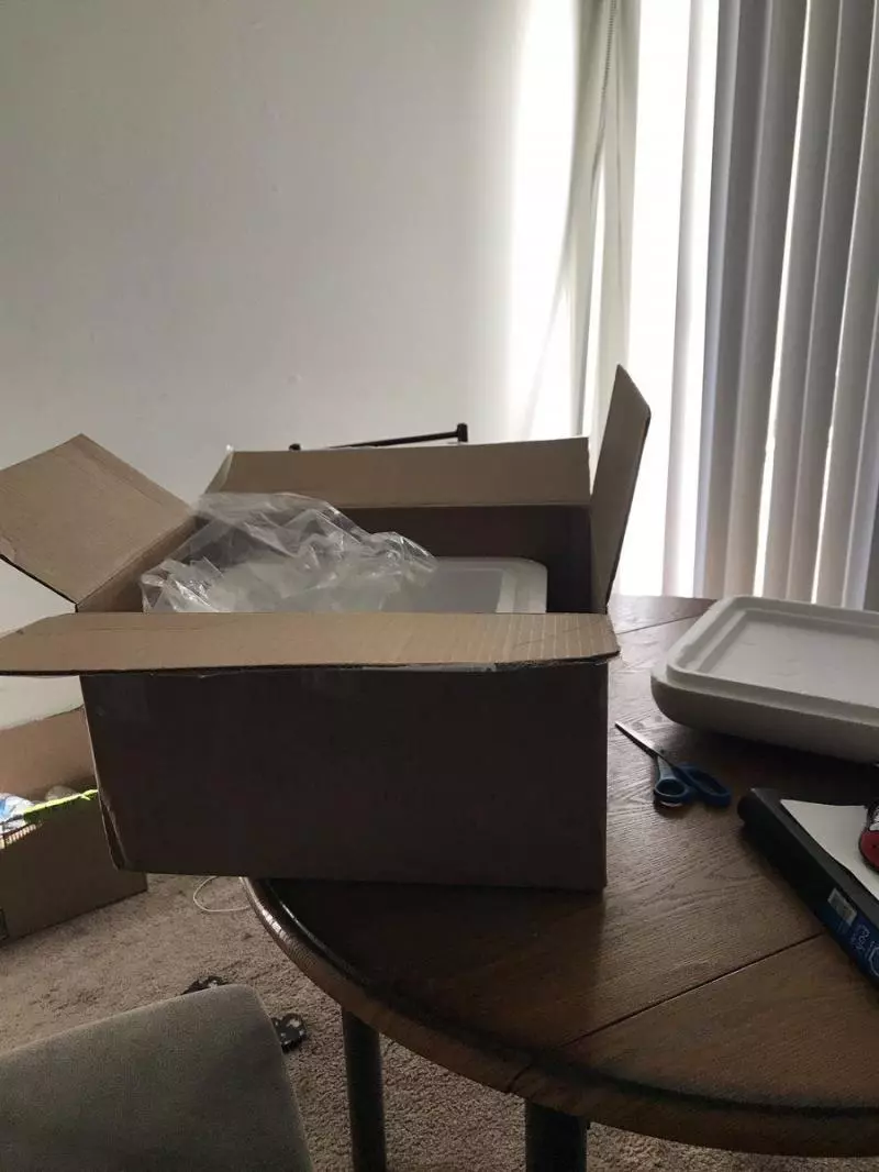 13個讓你「眼睛忍不住泛淚」的最棒父親 單身爸為了參加母親節活動...形象都不顧了!