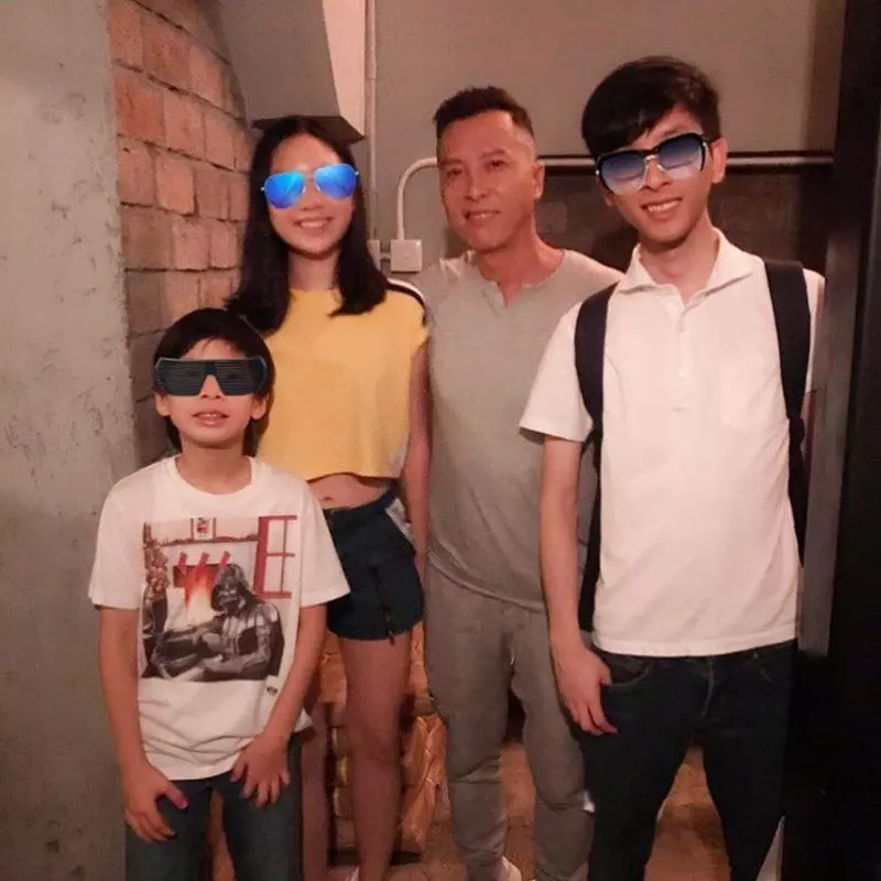 13個讓你「眼睛忍不住泛淚」的最棒父親 單身爸為了參加母親節活動...形象都不顧了!