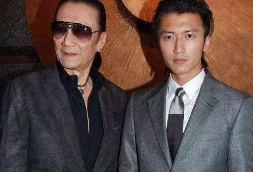 謝賢不再低調,坦言道出張柏芝三胎生父,狄波拉:王菲呢?