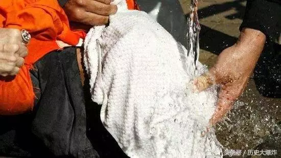 歷史上3種讓人活著比死了還痛苦的虐殺式死刑!#1 原來一張紙就能讓你生不如死!