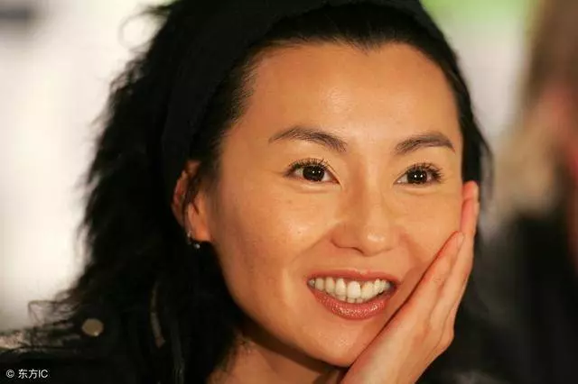 54歲張曼玉「越老越孤僻」,她終沒活成你想像的樣子