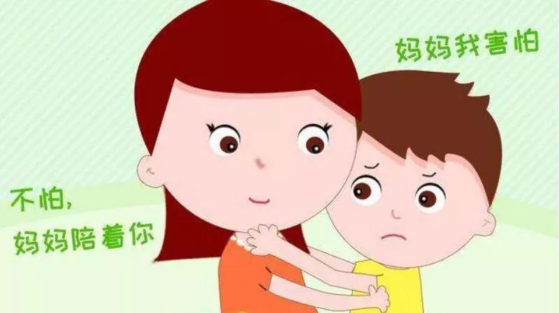 為什麼寶寶一到晚上就特別黏媽媽?答案真的好暖心,媽媽辛苦了