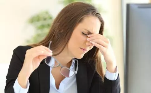 經常揉眼睛的壞處是什麼 7個揉眼睛的不良後果介紹