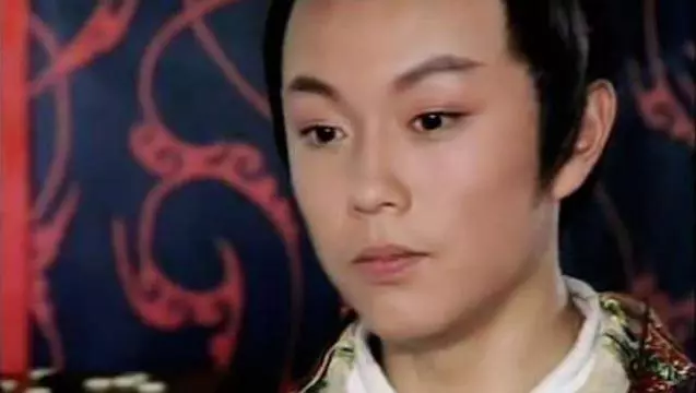 皇上要吃公雞下的蛋,大臣無計可施,幼童7字解決還當上了宰相