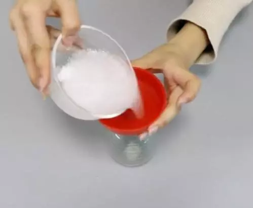 大掃除,白牆髒了怎麼辦?教你一招,不用水也能去掉各種痕跡
