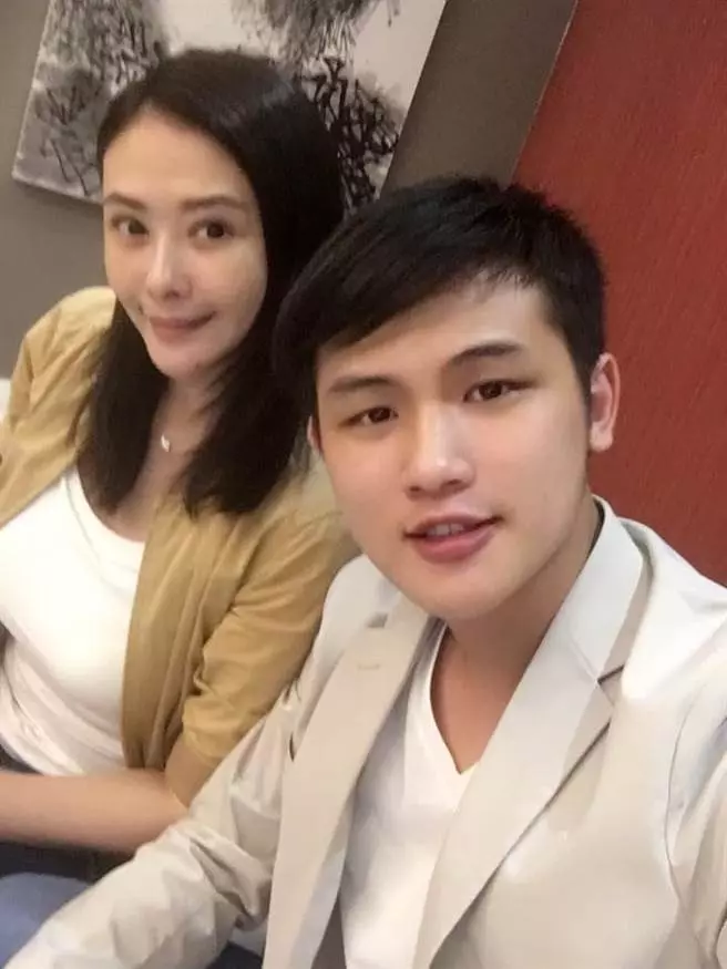 被26歲的老公嫌老,42歲蕭淑慎下定決心!近期模樣曝光,網友驚:妳哪位?