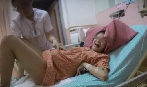 24歲產婦生孩子 「砰」地一聲,出來的卻不是寶寶,丈夫懵了!