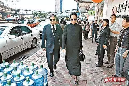 她是郭晶晶的婆婆,史上最美港姐,兩度嫁豪門卻不被名利束縛