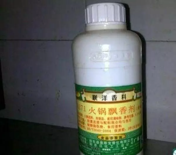 少在外面吃飯一位廚師冒死拍攝的圖片看完後你絕對會感謝我的。