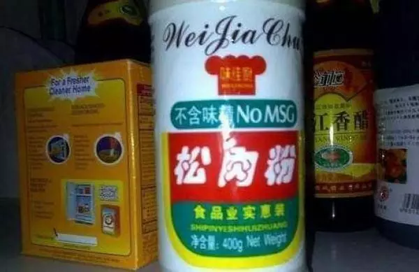 少在外面吃飯一位廚師冒死拍攝的圖片看完後你絕對會感謝我的。