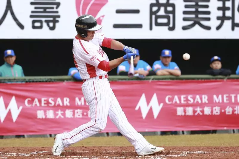 中職/味全奪冠旅遊返台前解散 陳炳男:機長還祝4連霸