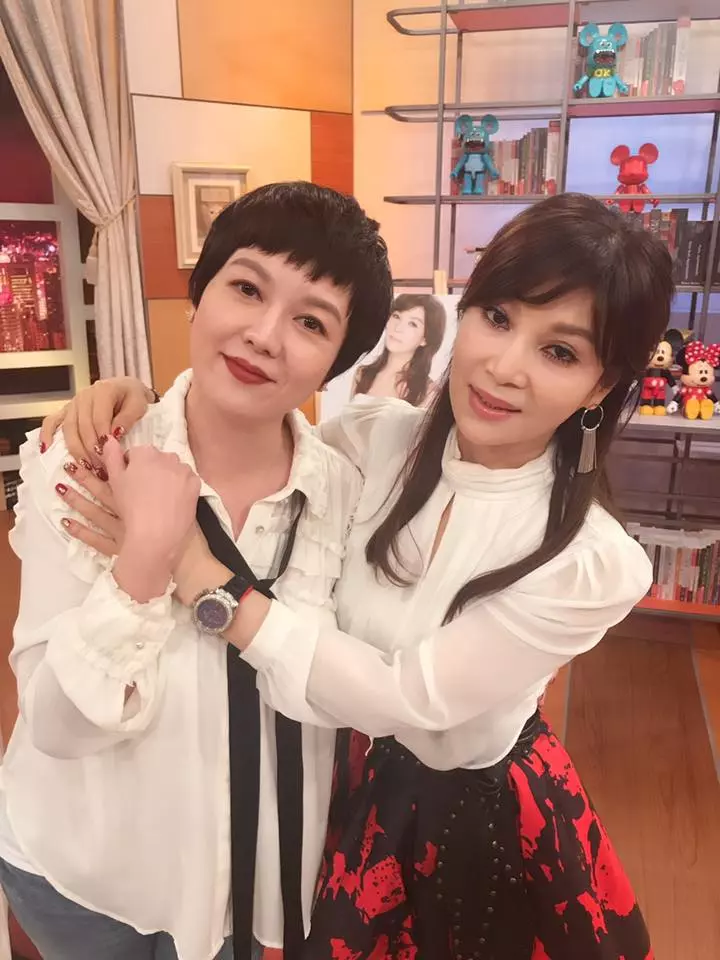 滿足爸爸願望!蔡秋鳳「帶92歲老父出國」一年至少3次,「我的世界只有家人」52歲終生不婚!