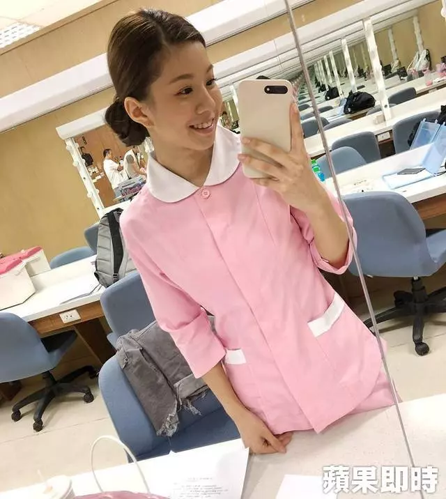 8點檔大反派王中皇私下超暖!「22歲正妹女兒」曝光超吸睛 力拚出道出演《大時代》!