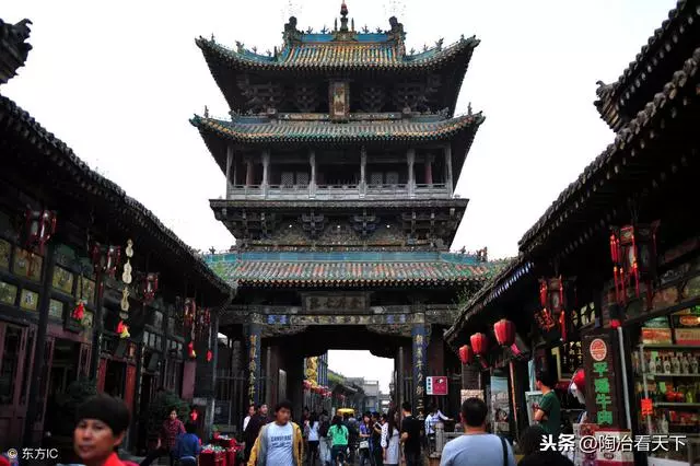 這座古城當年差點被拆了,因沒錢而暫停,現在旅遊年收入150億