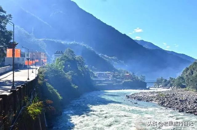 雲南經濟最「窮」的州,對遊客卻最大方,所有景點均免費