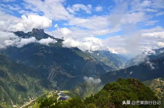 雲南經濟最「窮」的州,對遊客卻最大方,所有景點均免費