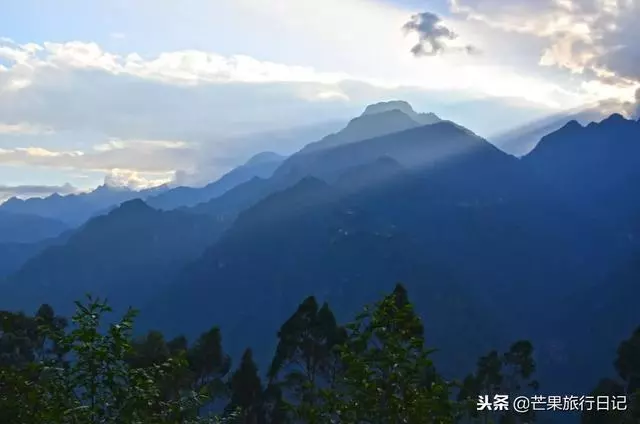雲南經濟最「窮」的州,對遊客卻最大方,所有景點均免費