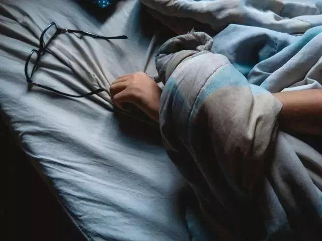 8小時睡眠論,害了我們多少年