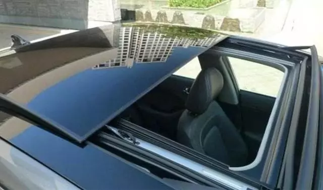 很多人都不知道,汽車天窗真正的用處