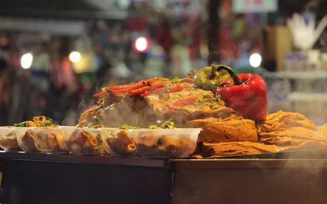中國最「坑」的3條美食街,又貴又不好吃,你去過嗎?