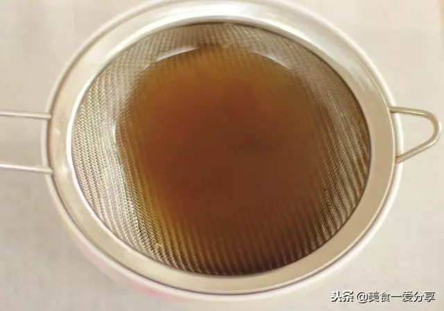 油炸後剩油怎麼處理?一招讓「腥油」變「香油」