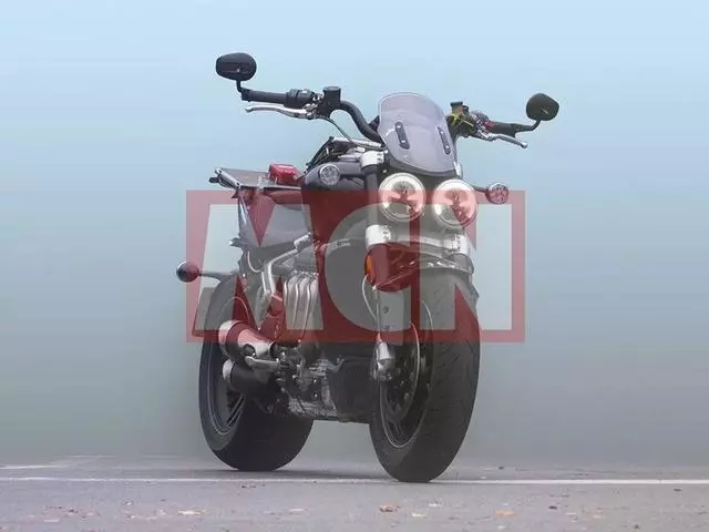 排量2500cc!馬力160匹!史上最大排量巡航車諜照流出
