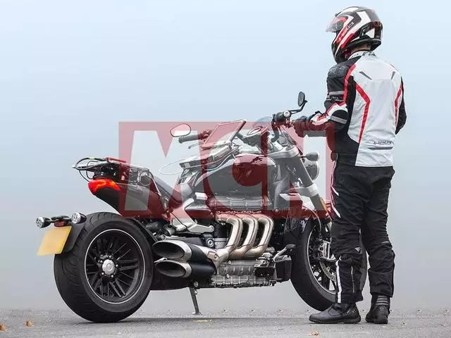 排量2500cc!馬力160匹!史上最大排量巡航車諜照流出
