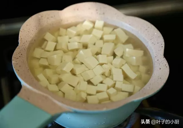 常吃這道菜,助孩子長高個兒,防老人骨質疏鬆,降膽固醇!
