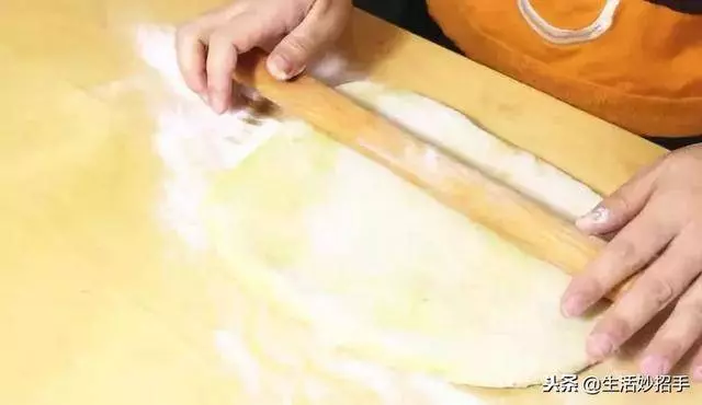 2個地瓜,2個雞蛋,加在一起外酥里嫩,一頓一盤不夠吃