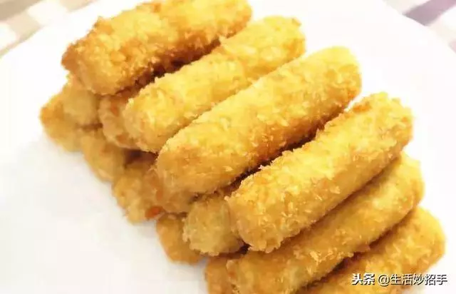 2個地瓜,2個雞蛋,加在一起外酥里嫩,一頓一盤不夠吃