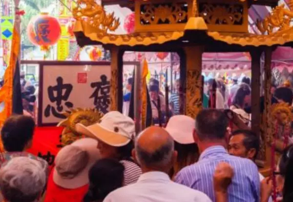燒香拜佛卻「不靈」?因為我們都為私慾!沒有奉獻,哪裡有福報可言?