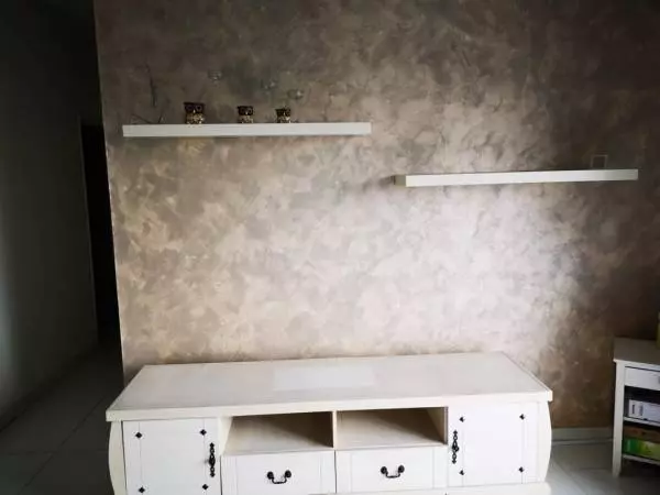 華裔屋主遇惡印度租客,欠租金水電落跑,還搬走屋住的電視機 !