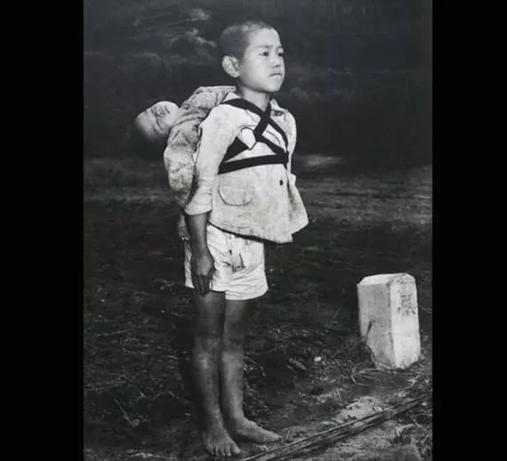9張「揭開人性」的歷史暗照 世紀大饑荒其實是場騙局...想清光不聽話的人