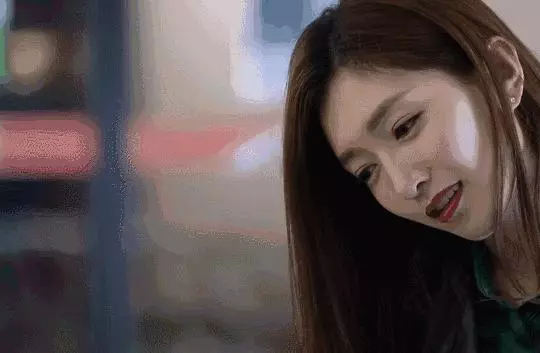 沒長著一張「濃妝臉」就別學baby熱巴,就像這些女明星~~