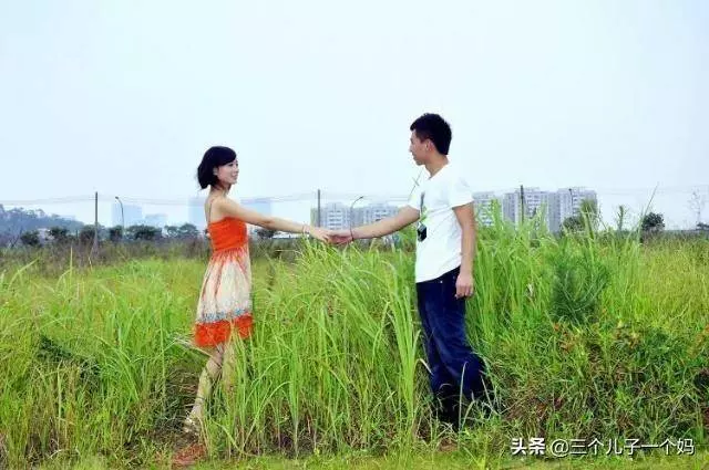 我和小姑子同時坐月子,婆婆跑去小姑子家,三年後我對她感激涕零