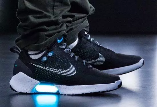 Nike「動力鞋帶」周二問市,看完售價很多人不會買