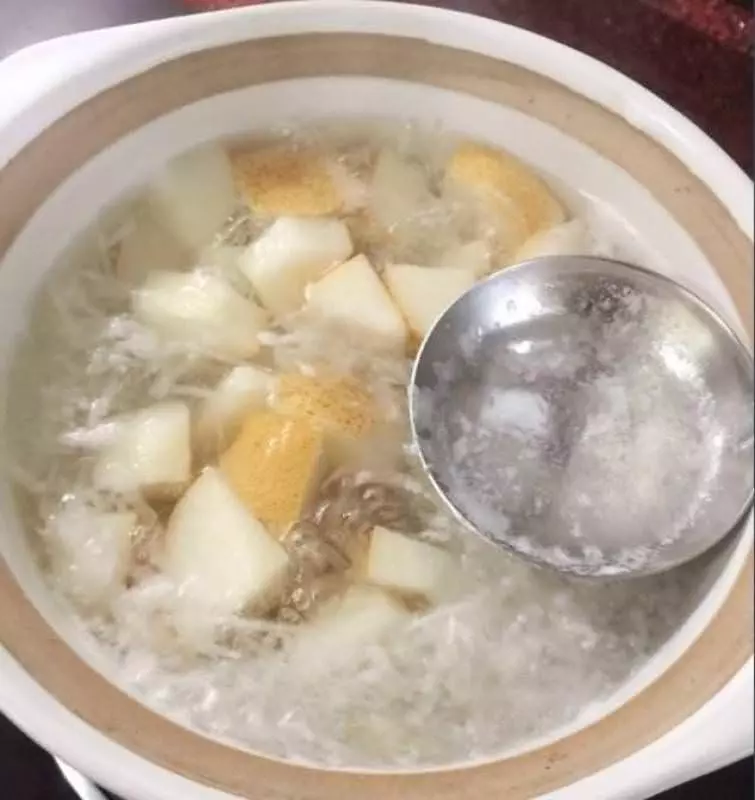蘿蔔剝絲,梨切塊,不管寒咳、熱咳、夜裡咳,用1次就好很多!
