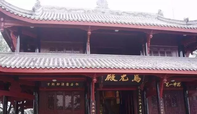 距成都45公里,這座四川面積最小的小城,坐擁美景無數,太低調!