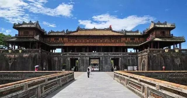 1500公里超長海岸線,月薪3000也能玩轉東南亞夢幻國度!